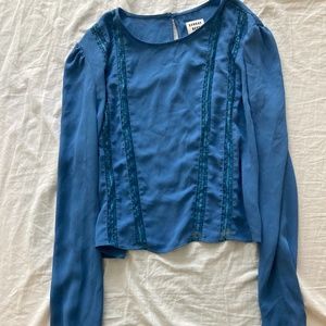 Aritzia Sunday Best cropped blouse